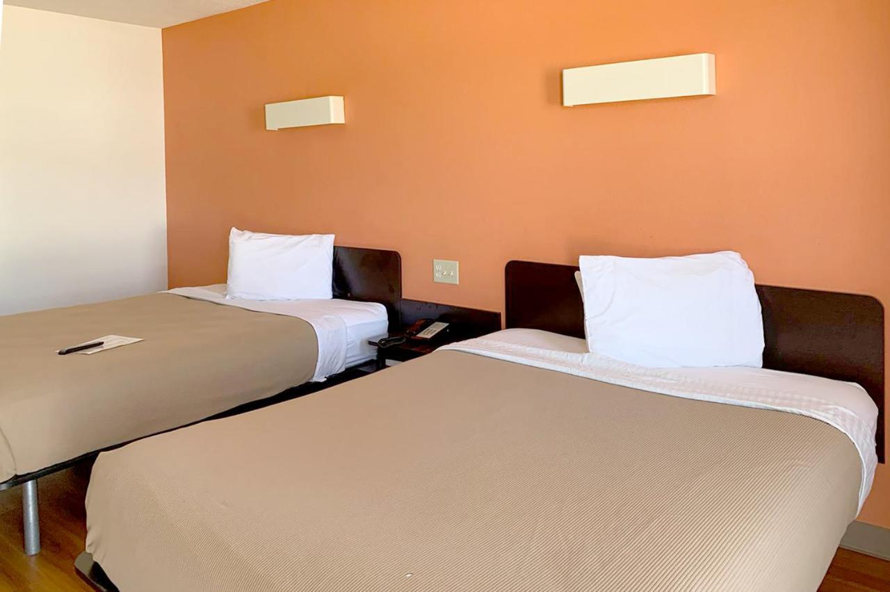 Motel 6 Cameron Mo Eksteriør billede